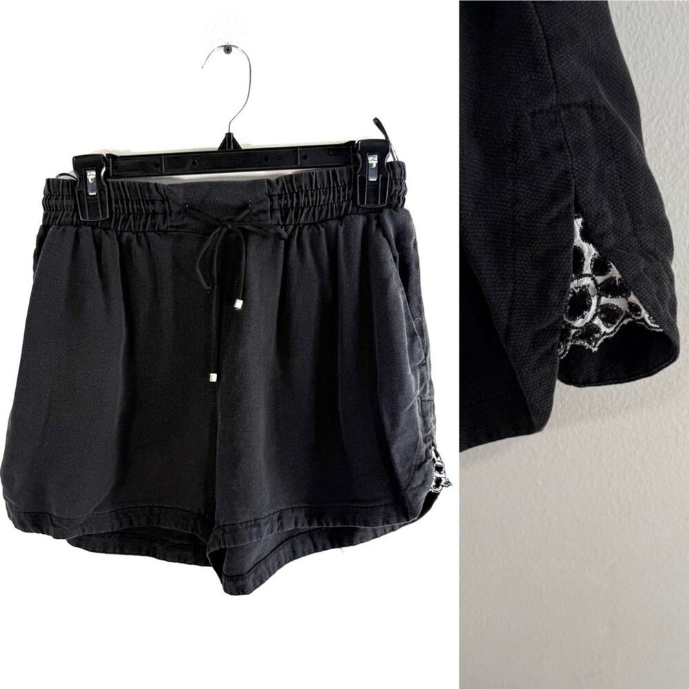 Pinko Italy Black Lyocell White Lace Crochet Side Drawstring Shorts Medium 6